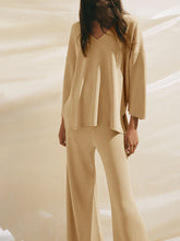 Load image into Gallery viewer, Simple Casual Loose V Neck Long Sleeved Knitted Suit
