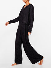 Load image into Gallery viewer, 达不到供应链要求，产品下架Long Sleeve Cardigan Knitted Three-Piece Suit
