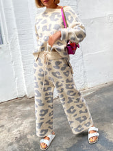 Load image into Gallery viewer, Casual Loose Round Neck Long Sleeve Top Pants Leopard Knitted Suit
