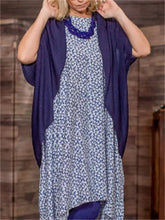 Load image into Gallery viewer, Retro Floral Loose Women&#39;S Casual Three-Piece Suit
