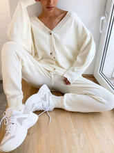 Load image into Gallery viewer, V-neck Casual Loose Long-sleeved Knitted Women&#39;s Suit
