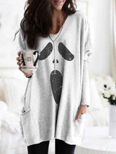 Load image into Gallery viewer, Women&#39;s Halloween Ghost Print Pocket T-shirt
