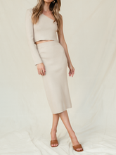 Load image into Gallery viewer, Fashion Elegant Top Skirt Knit Suit
