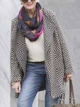 Load image into Gallery viewer, Fashionable Checkered Printing Women&#39;s Woolen Old Coat
