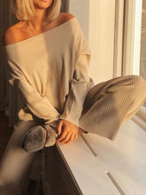 Load image into Gallery viewer, Fashion Casual Solid Color Loose One-shoulder Two-piece Suit
