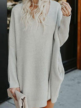Load image into Gallery viewer, Plain Pockets V-neck Loose Casual Knit Dress
