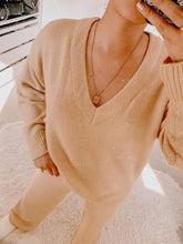 Load image into Gallery viewer, Women&#39;S Casual V-Neck Long-Sleeved Knitted Suit
