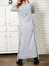 Load image into Gallery viewer, Stitching Fashion Solid Color Pocket Round Neck Dress
