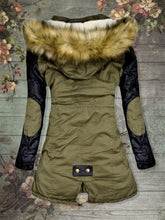 Load image into Gallery viewer, Women&#39;s Warm Woolen Coat with Fur Hood for Winter
