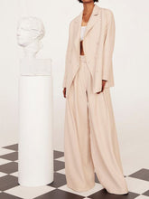 Load image into Gallery viewer, Two-piece Women&#39;s Loose Casual Suit
