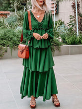 Load image into Gallery viewer, Romantic Elegant Cake Women&#39;S Holiday Dress
