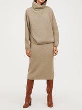 Load image into Gallery viewer, Loose Casual Fashion Women&#39;S Knitted Suit Skirt
