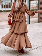 Load image into Gallery viewer, Romantic Elegant Cake Women&#39;S Holiday Dress
