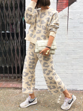 Load image into Gallery viewer, Casual Loose Round Neck Long Sleeve Top Pants Leopard Knitted Suit

